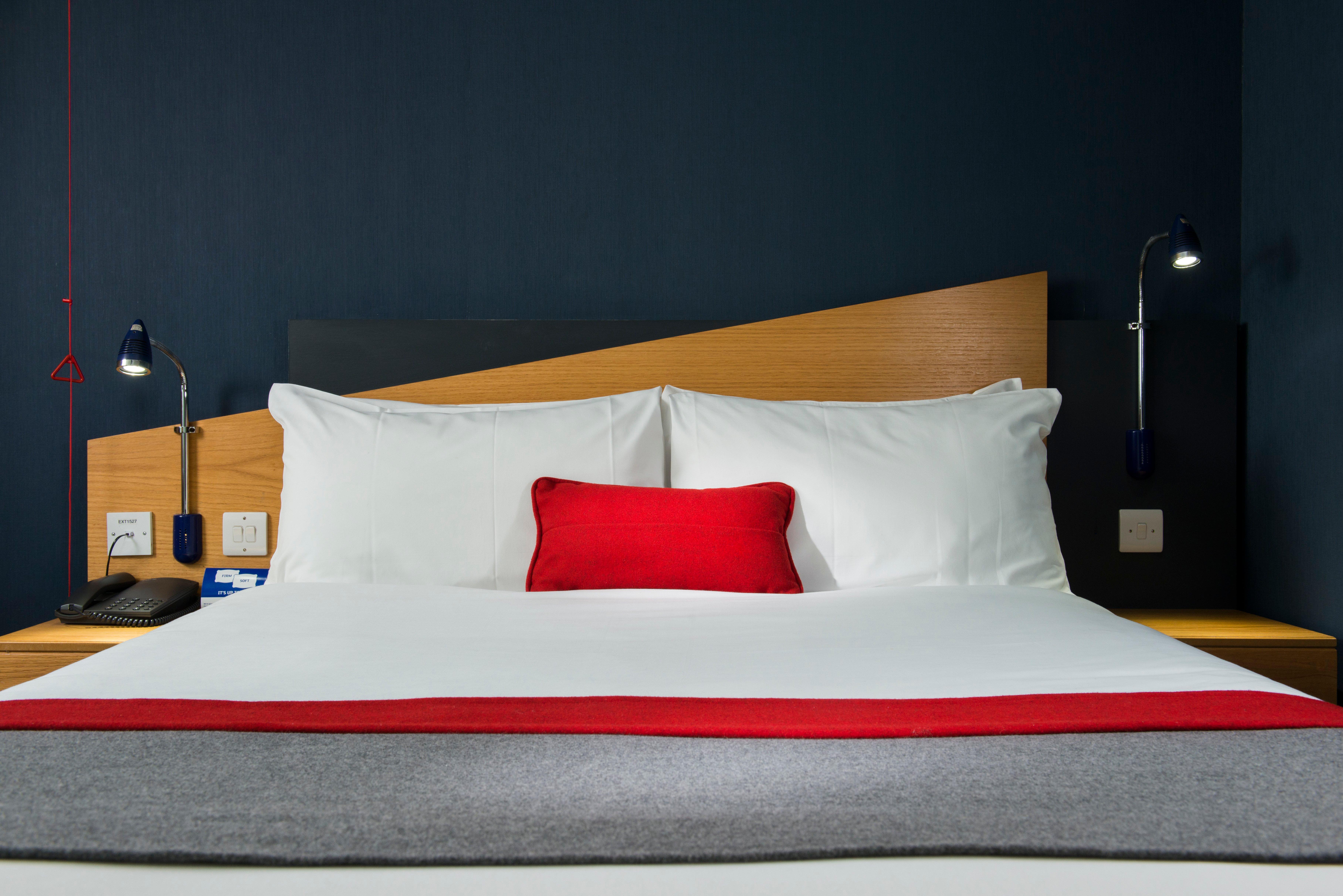 Holiday Inn Express Taunton East By Ihg Eksteriør billede