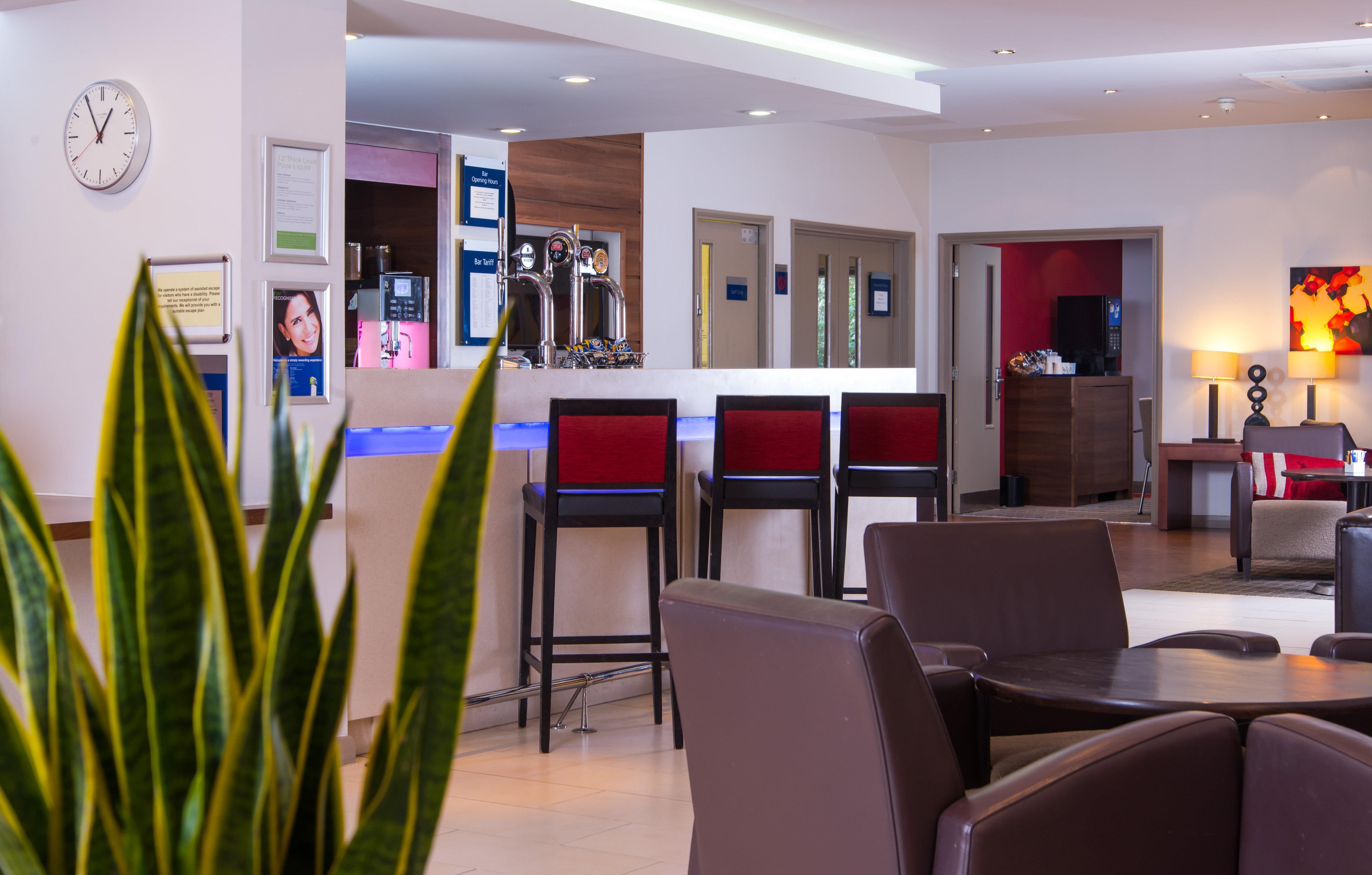 Holiday Inn Express Taunton East By Ihg Eksteriør billede